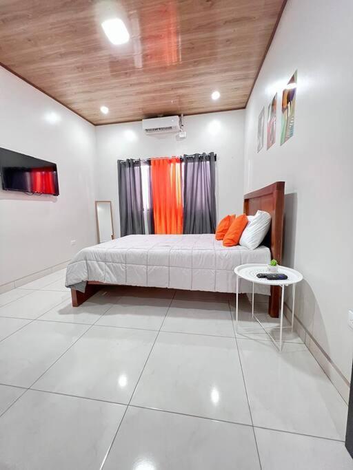Orange Apartment 5 Min Aeropuerto Juan Santamaria Алахуела Екстер'єр фото